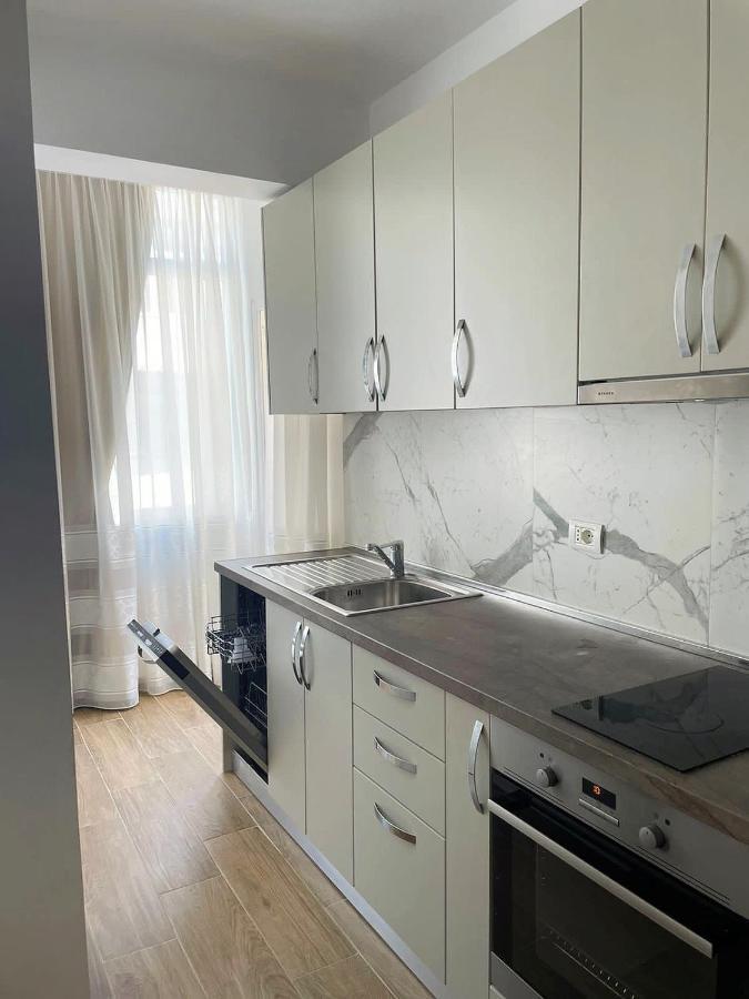Central City Apartment Tirana Exterior photo